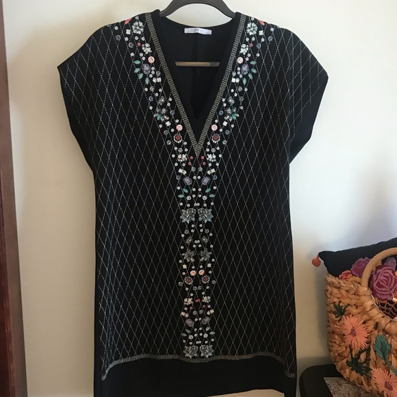 Zara short black dress - Picture 2 of 6